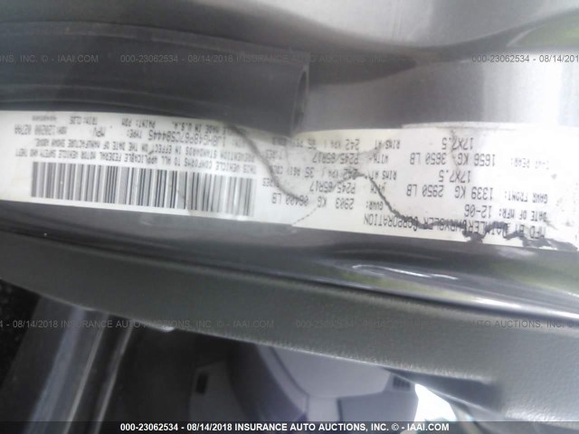 1J8HG48P67C584445 - 2007 JEEP COMMANDER 灰色 照片 9