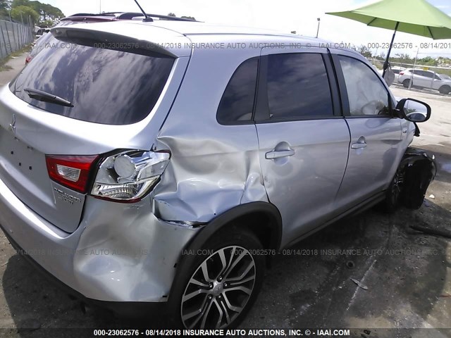 JA4AP3AU4GZ060687 - 2016 MITSUBISHI OUTLANDER SPORT ES/SE GRAY photo 4