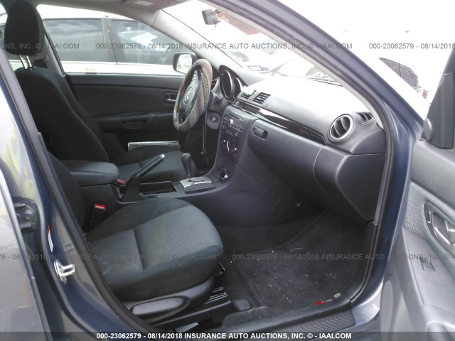 JM1BK32F781789520 - 2008 MAZDA 3 I GRAY photo 5