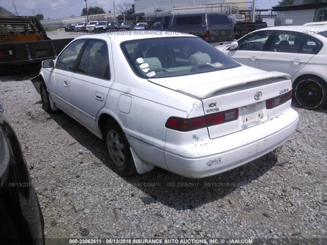 4T1BG22K8VU138881 - 1997 TOYOTA CAMRY CE/LE/XLE 白色 照片 3