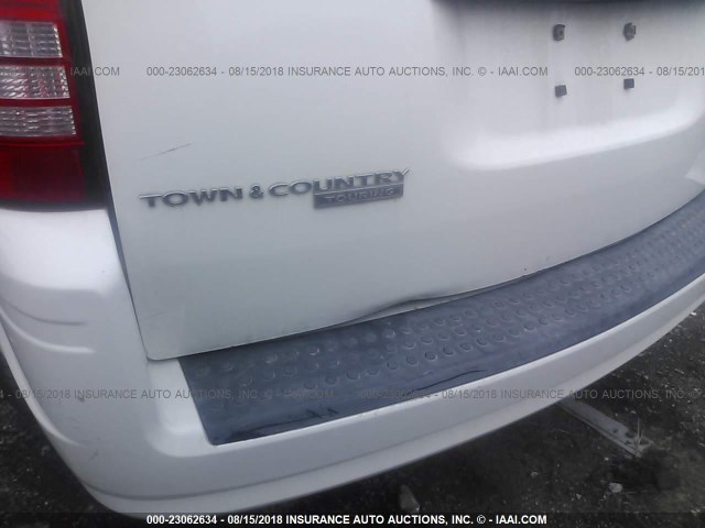 2A8HR54P78R691261 - 2008 CHRYSLER TOWN & COUNTRY TOURING WHITE photo 6