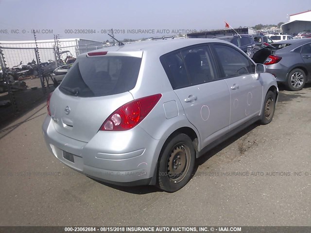 3N1BC13E58L369046 - 2008 NISSAN VERSA S/SL SILVER photo 4