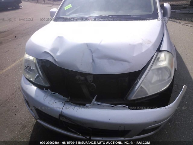 3N1BC13E58L369046 - 2008 NISSAN VERSA S/SL SILVER photo 6