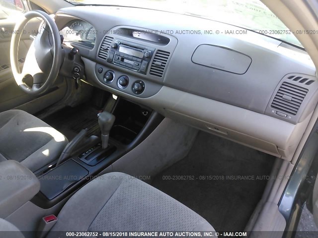 4T1BE32K02U591786 - 2002 TOYOTA CAMRY LE/XLE/SE 绿色 照片 5