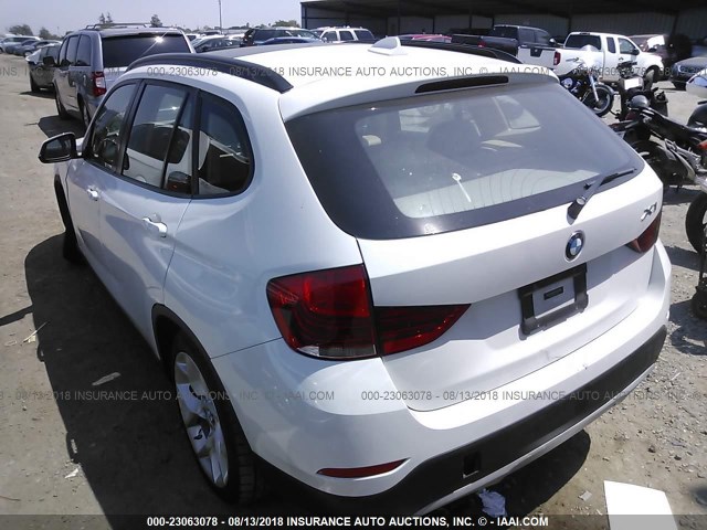 WBAVM5C55DVV89289 - 2013 BMW X1 XDRIVE35I WHITE photo 3