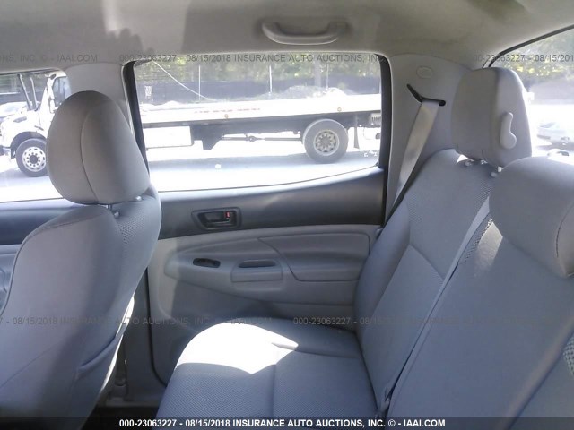 5TFLU4EN3CX037925 - 2012 TOYOTA TACOMA DOUBLE CAB ნაცრისფერი ფოტო 8