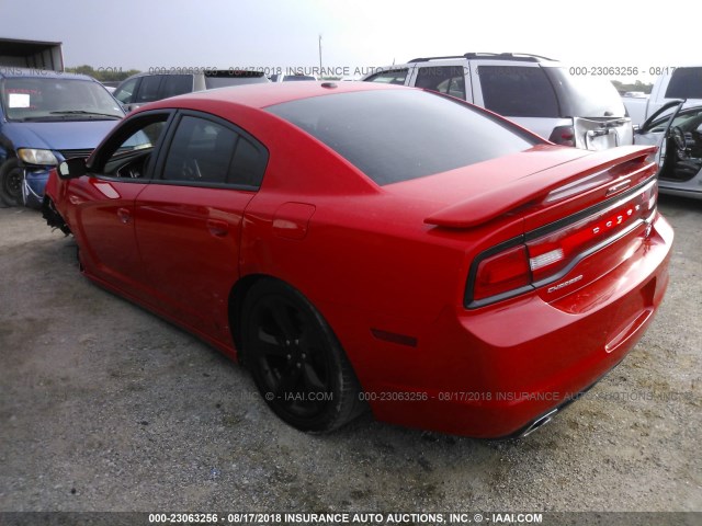 2C3CDXCT2EH354108 - 2014 DODGE CHARGER R/T RED photo 3