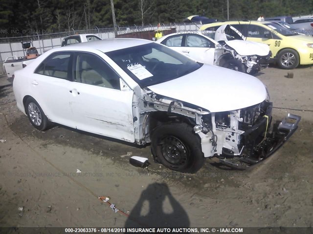 4T1BF1FK1DU719516 - 2013 TOYOTA CAMRY L/SE/LE/XLE 白色 照片 1