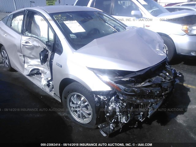 JTDKARFP6H3039989 - 2017 TOYOTA PRIUS PRIME  SILVER photo 6