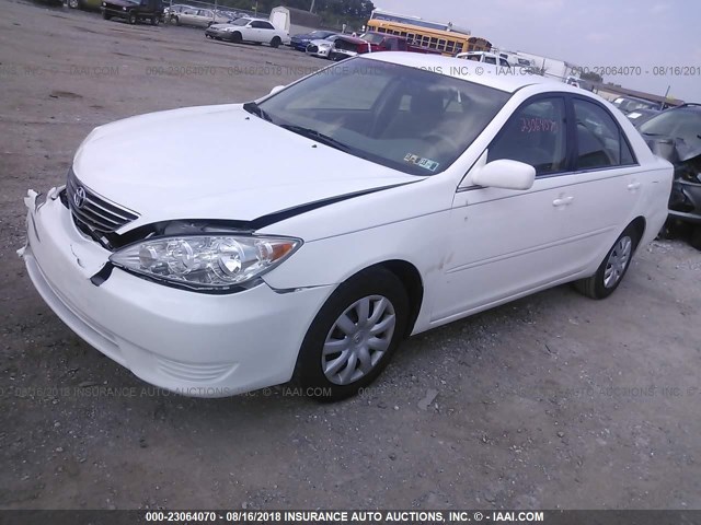 4T1BE30K96U697999 - 2006 TOYOTA CAMRY LE/XLE/SE 白色 照片 2