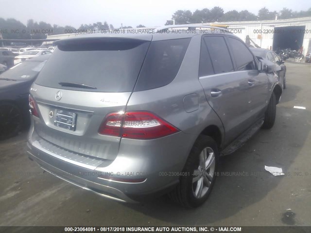 4JGDA5HB6CA019826 - 2012 MERCEDES-BENZ ML 350 4MATIC GRAY photo 4