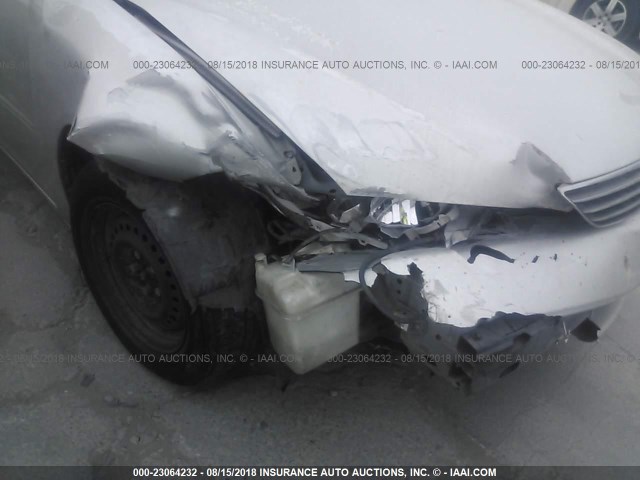 4T1BE32K05U078882 - 2005 TOYOTA CAMRY LE/XLE/SE Күміс фото 6