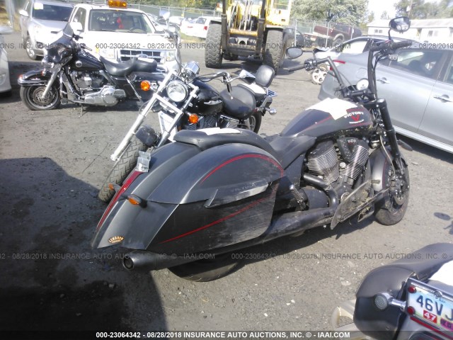 5VPEW36N3C3005965 - 2012 VICTORY MOTORCYCLES HARD-BALL Schwarz Foto 4