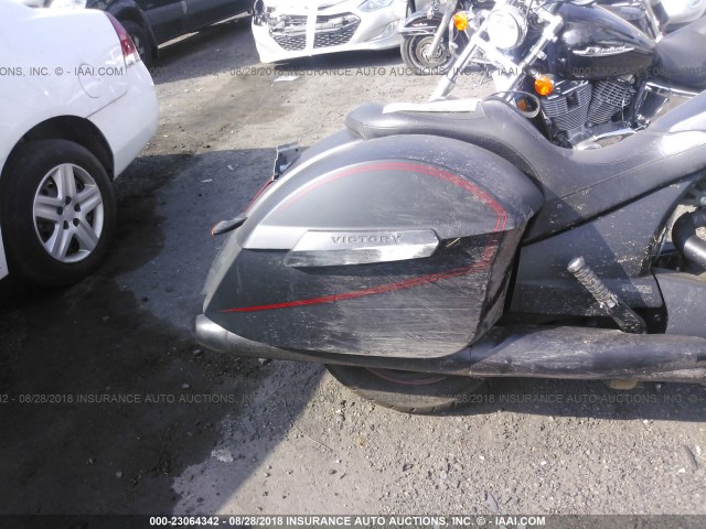 5VPEW36N3C3005965 - 2012 VICTORY MOTORCYCLES HARD-BALL Schwarz Foto 6