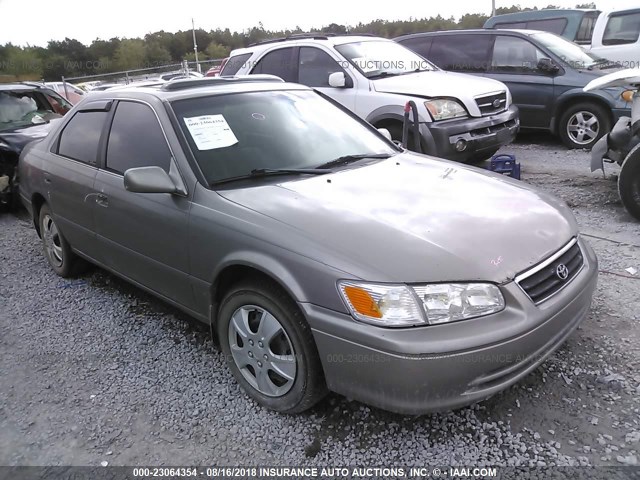 4T1BG28K51U070508 - 2001 TOYOTA CAMRY CE/LE/XLE 奶油色 照片 1