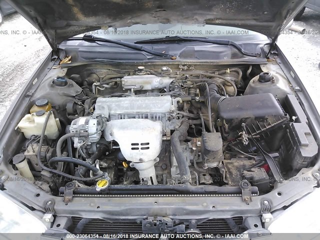 4T1BG28K51U070508 - 2001 TOYOTA CAMRY CE/LE/XLE 奶油色 照片 10