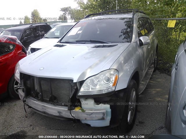 4JGBF71E28A402761 - 2008 MERCEDES-BENZ GL 450 4MATIC SILVER photo 2