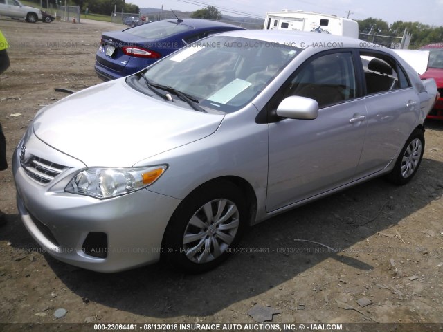 2T1BU4EE7DC120480 - 2013 TOYOTA COROLLA S/LE SILVER photo 2