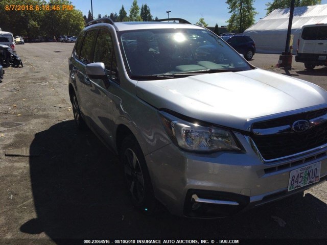 JF2SJAGC3JH590064 - 2018 SUBARU FORESTER 2.5I PREMIUM SILVER photo 13