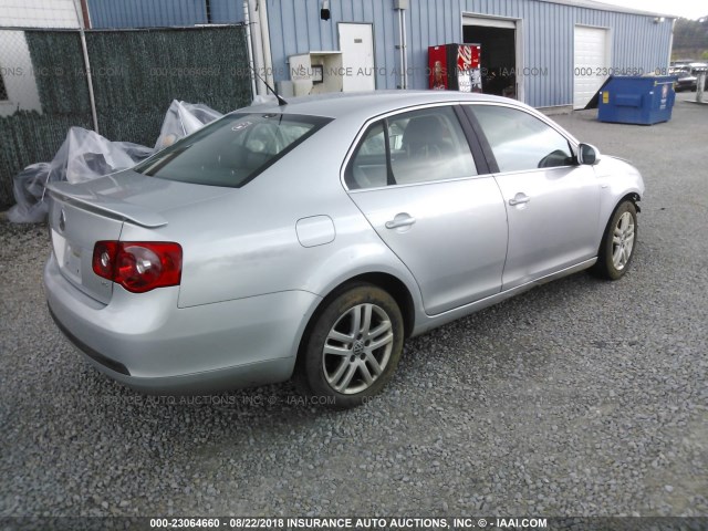 3VWEG71K77M059660 - 2007 VOLKSWAGEN JETTA WOLFSBURG 银色 照片 4