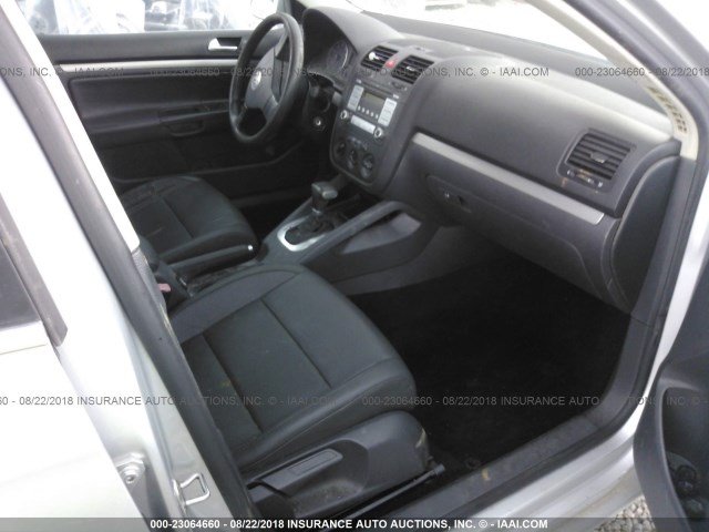 3VWEG71K77M059660 - 2007 VOLKSWAGEN JETTA WOLFSBURG 银色 照片 5