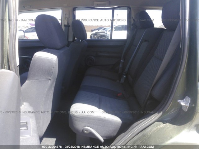 1J8HG48K68C173133 - 2008 JEEP COMMANDER SPORT Verde foto 8