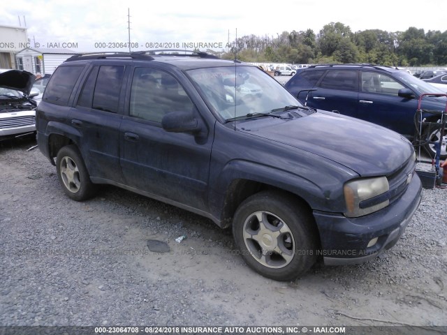 1GNDS13S052105395 - 2005 CHEVROLET TRAILBLAZER LS/LT BLACK photo 1