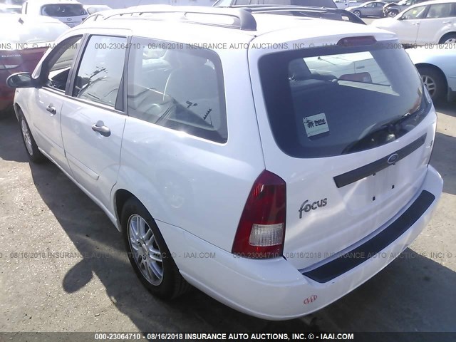 1FAHP36392W260727 - 2002 FORD FOCUS SE/SE COMFORT/ZTW/SE SPRT WHITE photo 3