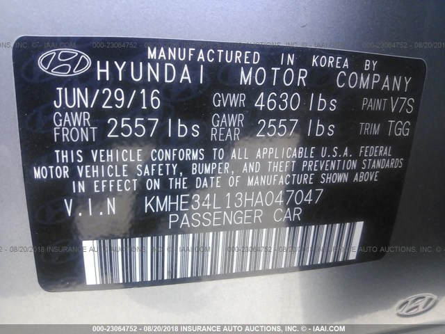 KMHE34L13HA047047 - 2017 HYUNDAI SONATA HYBRID/LIMITED Light Blue photo 9