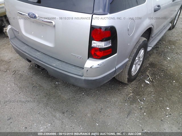 1FMEU62E36UA40267 - 2006 FORD EXPLORER XLS SILVER photo 6