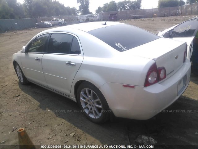 1G1ZE5E12BF318685 - 2011 CHEVROLET MALIBU LTZ 白色 照片 3
