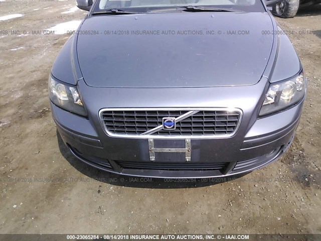 YV1MS682272303777 - 2007 VOLVO S40 T5 GRAY photo 6