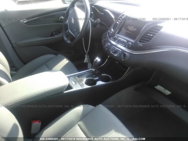 2G1105SA9J9160515 - 2018 CHEVROLET IMPALA LT WHITE photo 5