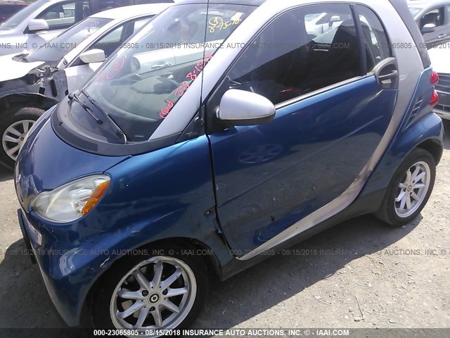 WMEEJ31X69K237126 - 2009 SMART FORTWO PURE/PASSION BLUE photo 2
