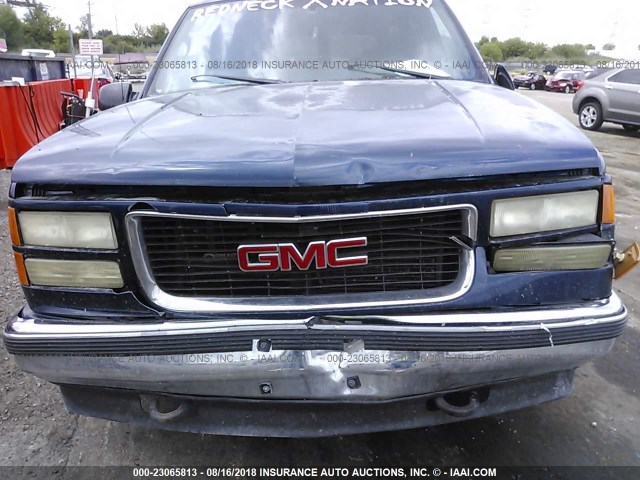 1GKFK16R9XJ768200 - 1999 GMC SUBURBAN K1500 BLUE photo 6