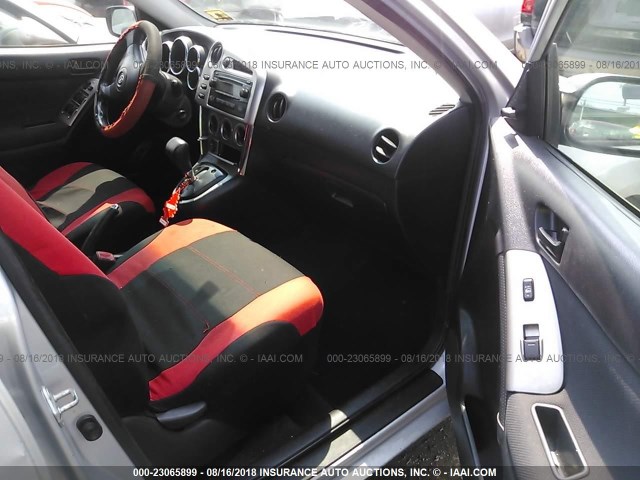 2T1KR32E17C624818 - 2007 TOYOTA COROLLA MATRIX XR SILVER photo 5