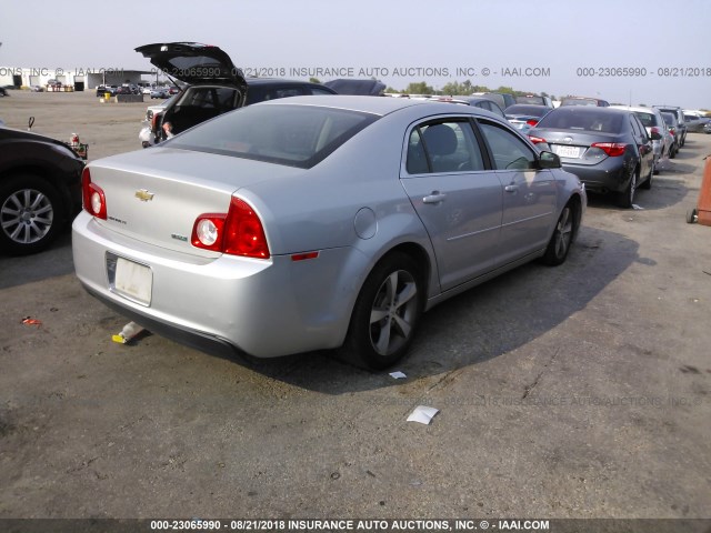 1G1ZC5EUXBF354107 - 2011 CHEVROLET MALIBU 1LT 银色 照片 4