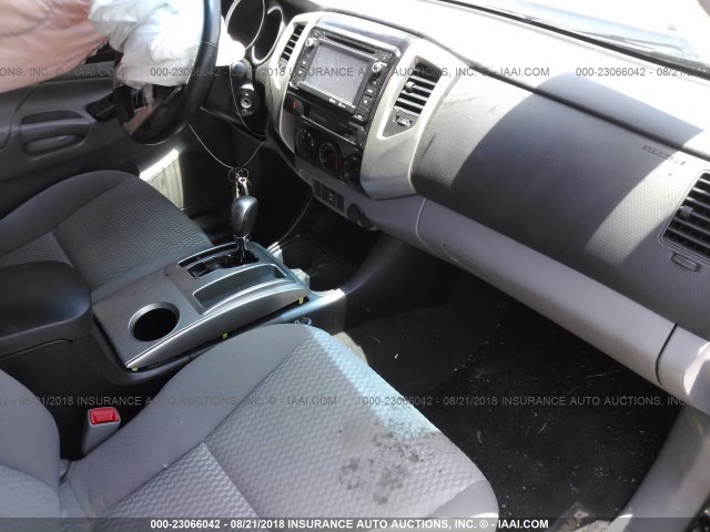 3TMJU4GN5FM189249 - 2015 TOYOTA TACOMA DOUBLE CAB PRERUNNER BLACK photo 5