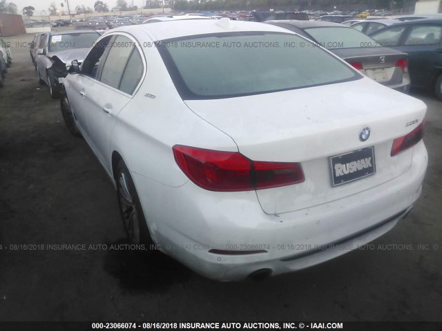 WBAJA9C55JB251323 - 2018 BMW 530E WHITE photo 3