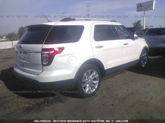 1FMHK7F80CGA04768 - 2012 FORD EXPLORER LIMITED WHITE photo 4