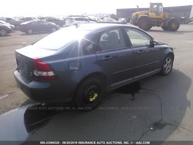 YV1MH682752073570 - 2005 VOLVO S40 T5 BLUE photo 4