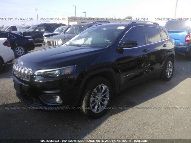 1C4PJLLX9KD110515 - 2019 JEEP CHEROKEE LATITUDE PLUS BLACK photo 2