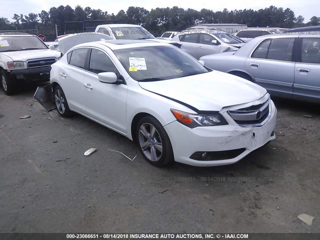 19VDE1F79DE010206 - 2013 ACURA ILX 20 TECH WHITE photo 1