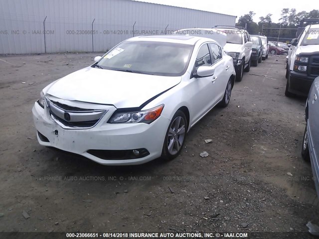 19VDE1F79DE010206 - 2013 ACURA ILX 20 TECH WHITE photo 2