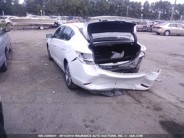 19VDE1F79DE010206 - 2013 ACURA ILX 20 TECH WHITE photo 3