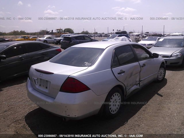 1HGCM56166A055460 - 2006 HONDA ACCORD VALUE SILVER photo 4