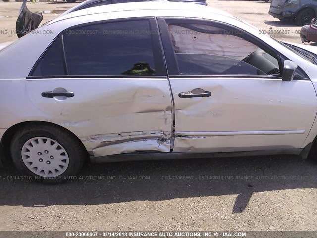 1HGCM56166A055460 - 2006 HONDA ACCORD VALUE SILVER photo 6