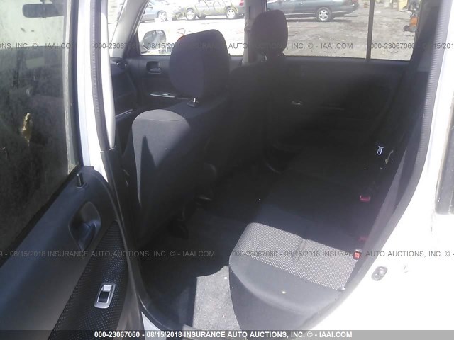 JTLKT324654009372 - 2005 TOYOTA SCION XB Ақ фото 8