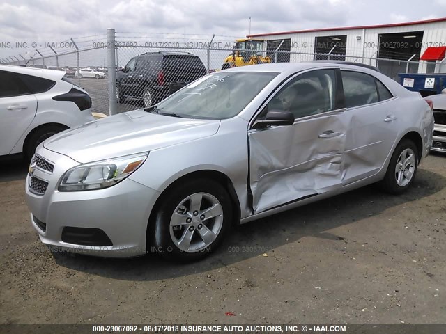 1G11B5SA0DU108319 - 2013 CHEVROLET MALIBU LS Gümüş foto 2