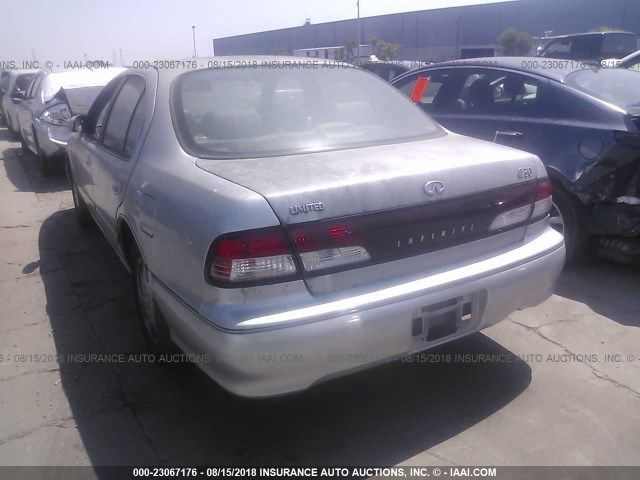 JNKCA21A9XT772727 - 1999 INFINITI I30 SILVER photo 3